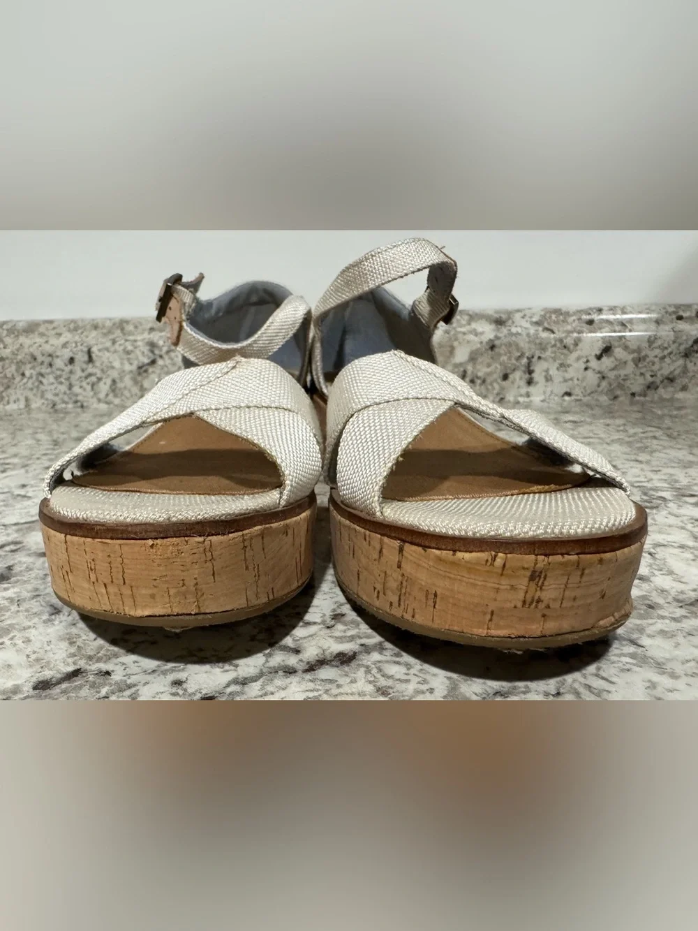 TOMS Women's Harper Wedge Sandals Natural Cork Size 8 White Platform